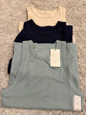Set/3  Ribbed Tank Trio - Light Sage, Navy, Cream